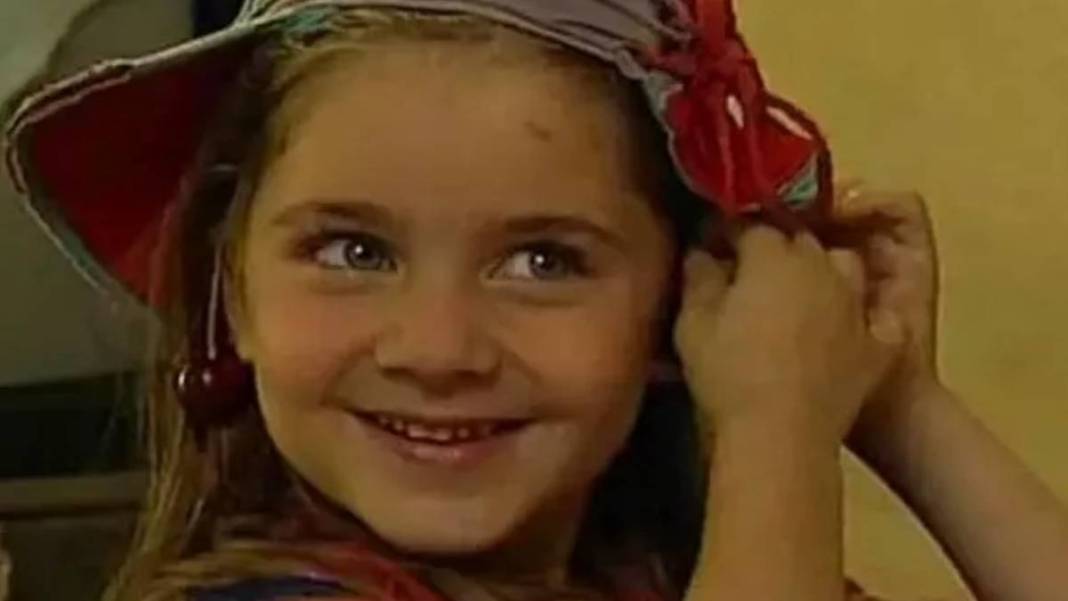 7 yaşında şöhreti yakalamıştı! Can Ayşecik'in son hali gündeme bomba gibi düştü: Ecem Kanun güzelliğiyle mest ediyor 3